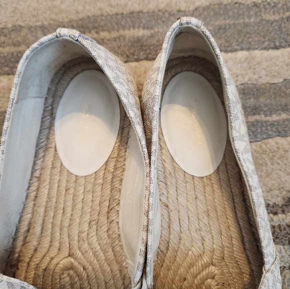 Michael Kors Kendrick Slip On Espadrille Flat Shoes MK Logo Luggage Size 9 - Picture 10 of 12